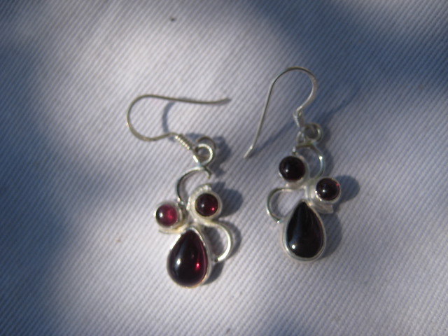 Garnet Earrings (sterling silver) strength and security 3486